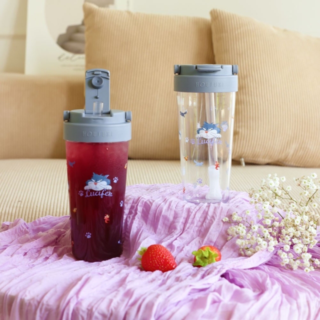 【生日優惠】HOUSUXI魯斯佛-Tritan輕透舒吸杯(附彈跳吸管)760ml