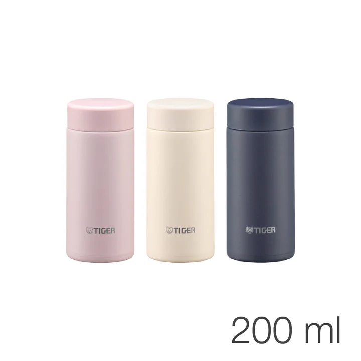 ★新品上市【中港虎牌】樂潔上蓋夢重力直飲型保溫杯-200mL(MMP-W021)-藍黑色