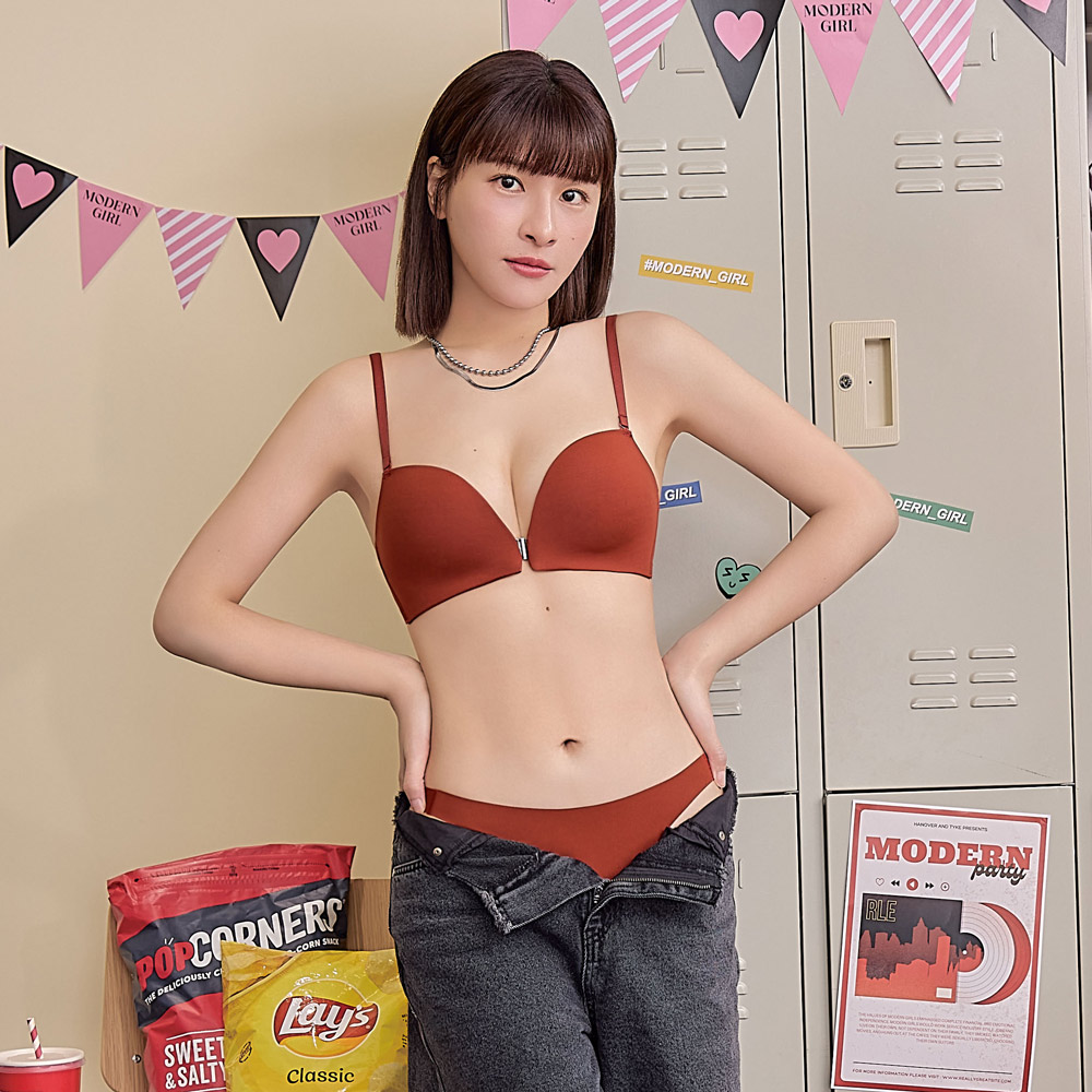 【瑪登瑪朵】QQ雲 低腰無痕丁字褲 (丹栗紅)-M
