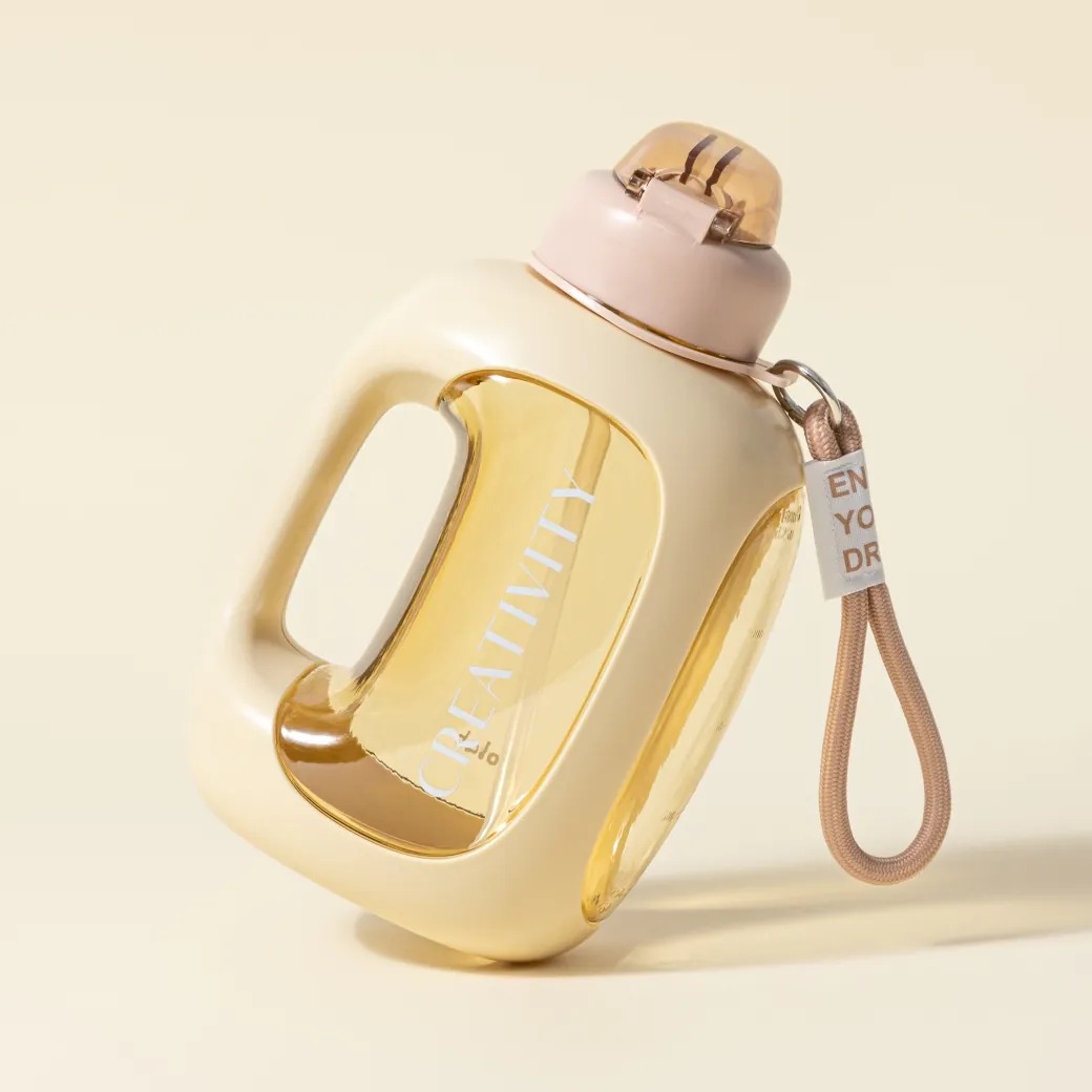 【Oolab】關鍵字系列 大容量輕便水壺1500ml-創意黃
