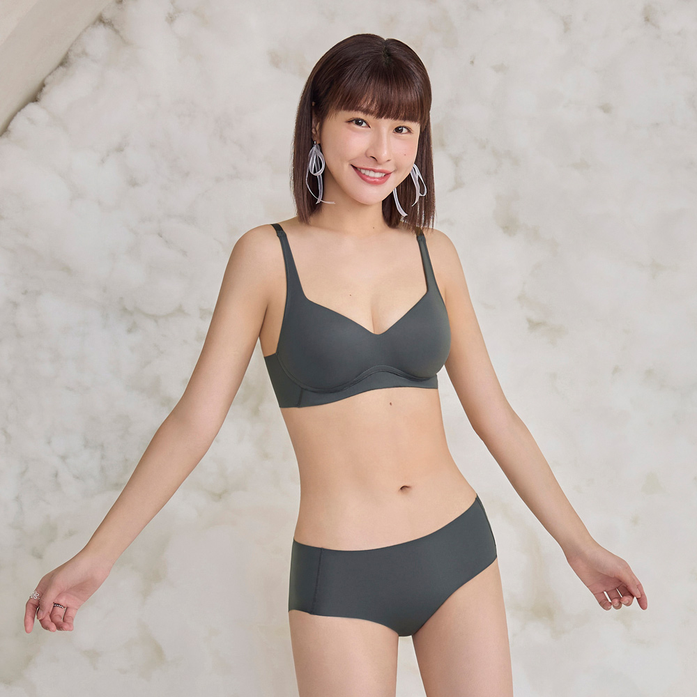 【瑪登瑪朵】QQ雲 低腰平口無痕內褲 (鐵石灰)-L